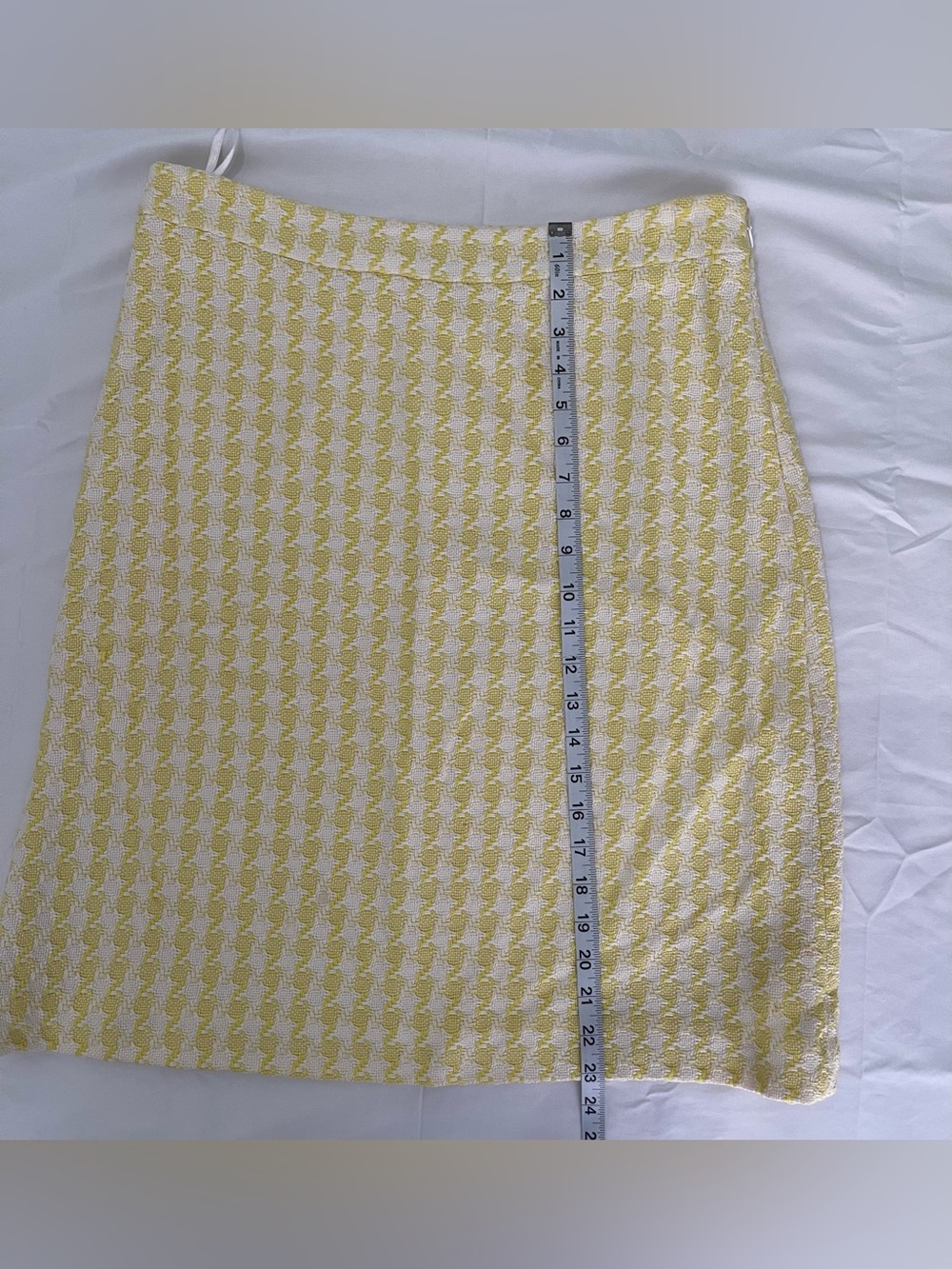 Banana Republic Yellow and White Houndstooth A-Line Skirt - Picture 3 of 7
